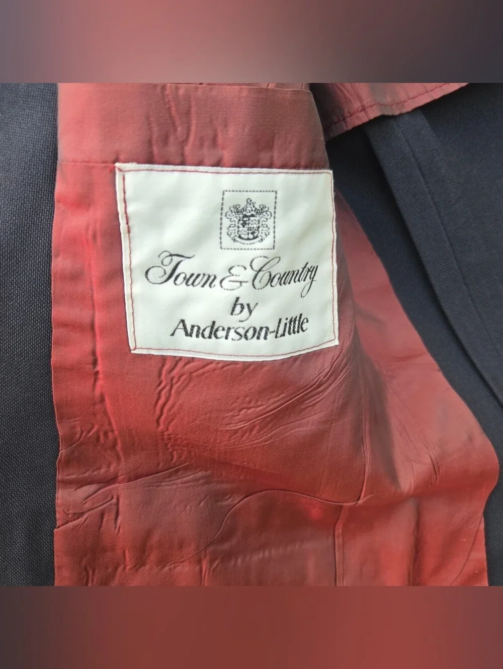 Vintage Town & Country by Anderson-Little Navy Blue Blazer Gold Crest 42R